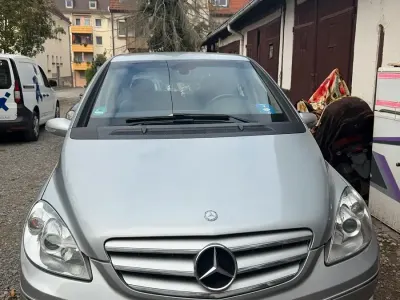 Gebraucht Mercedes B200 2006 Silber Van / Kleinbus