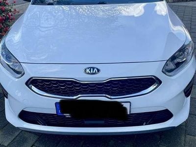 Second-hand Kia Ceed Sportswagon Vision 140 CP (102 kW) 2020 Alb Break
