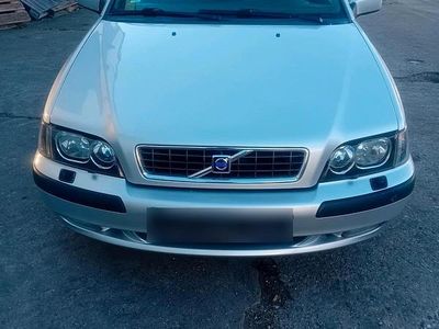 Gebraucht Volvo V40 122 PS (89 kW) 2002 Grau Kombi