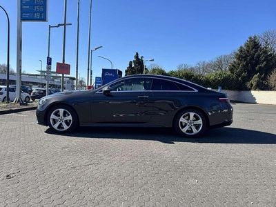 Gebraucht Mercedes E400 330 PS (242 kW) 2023 Grau Coupé