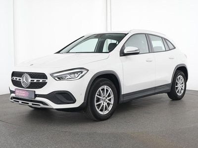 Gebraucht Mercedes GLA180 116 PS (85 kW) 2022 Polarweiss SUV