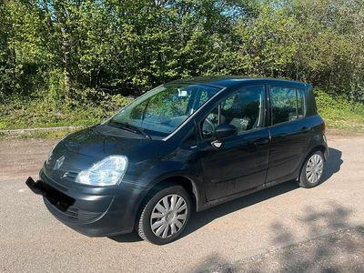 Usado Renault Modus 75 HP (55 kW) 2011 Preto Monovolume