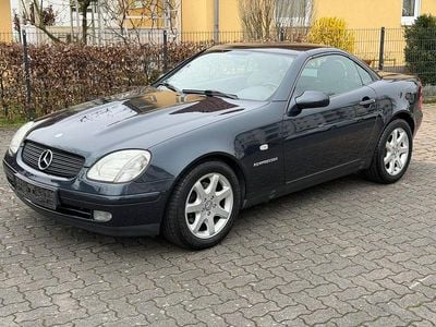 Gebraucht Mercedes SLK230 193 PS (141 kW) 1997 Blau Cabrio