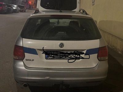 Gebraucht VW Golf VI 140 PS (102 kW) 2010 Silber Kleinwagen