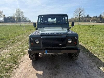 Second-hand Land Rover Defender 122 CP (89 kW) 2014 Verde Break