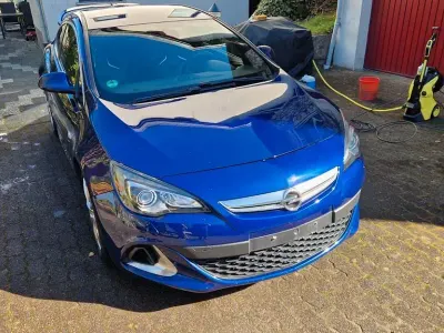 Gebraucht Opel Astra OPC 280 PS (205 kW) 2012 Blau Limousine