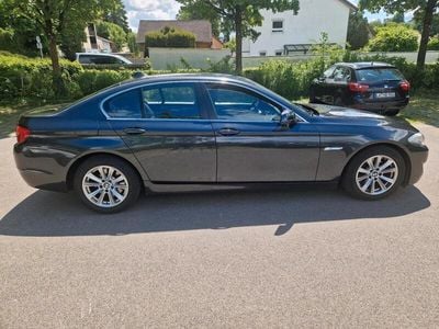 BMW 523