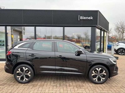 Black pearlschwarz Gebraucht 2024 Renault Austral Evolution SUV | 27.450 € (Fairer Preis)