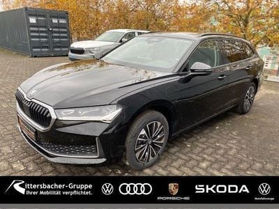 Gebraucht Skoda Superb Selection 204 PS (150 kW) 2025 Ebony schwarz metallic Kombi