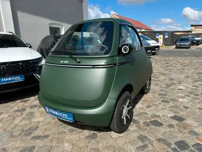 Gebraucht Micro Microlino 11 kW (16 PS) 2024 Grün Kleinwagen