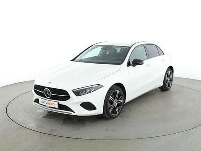 Gebraucht Mercedes A250 Progressive 163 PS (119 kW) 2023 Weiß Limousine