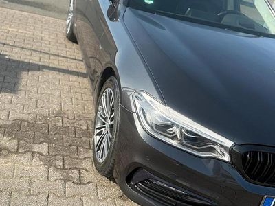Second-hand BMW 530 265 CP (194 kW) 2018 Gri Break