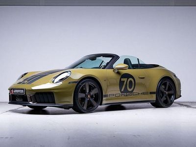 Nouă Porsche 992 541 CP (397 kW) 2026 Verde Cabrio