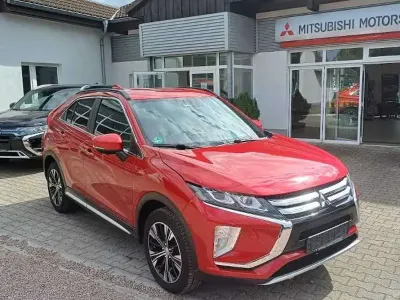 Gebraucht Mitsubishi Eclipse Cross Spirit+ 163 PS (119 kW) 2021 Dynamikrot SUV