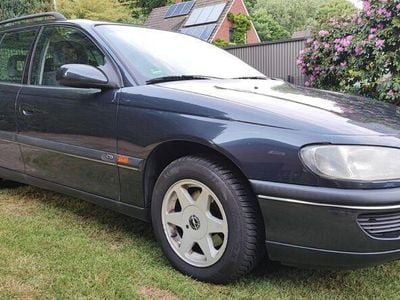 Opel Omega