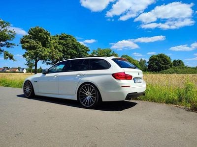 Weiß Gebraucht 2011 BMW 535 M Sport Kombi | 21.999 € (Teuer)