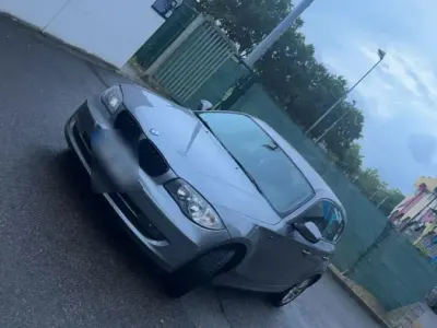 Gebraucht BMW 118 143 PS (105 kW) 2010 Grau Kleinwagen