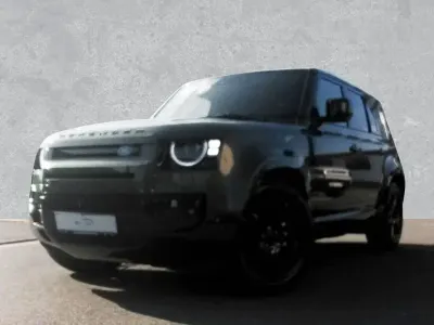 Gebraucht Land Rover Defender SE Dynamic 249 PS (183 kW) 2026 Grün SUV