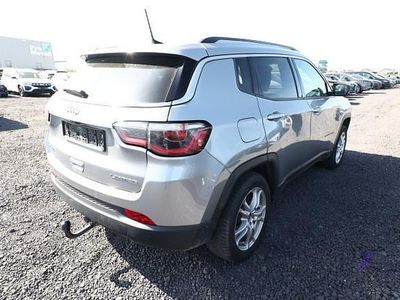 Gebraucht Jeep Compass Limited 170 PS (125 kW) 2018 Silber metallic silber metallic SUV