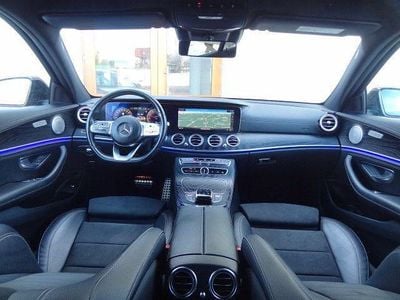 Gebraucht Mercedes E300 AMG 194 PS (142 kW) 2019 Schwarz Limousine