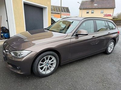 Gebraucht BMW 320 Sport Line 184 PS (135 kW) 2012 Braun Kombi