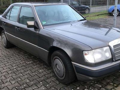 gebraucht Mercedes E230 w124 *Auf wunsch Tüv Au neu*