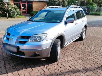 Second-hand Mitsubishi Outlander 160 CP (117 kW) 2007 SUV