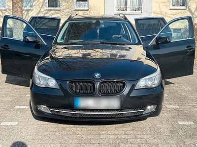 Gebraucht BMW 525 Sport Line 197 PS (144 kW) 2009 Schwarz Kombi