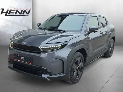 Gebraucht Toyota Urban Cruiser Lounge 127 kW (174 PS) 2026 Grau SUV