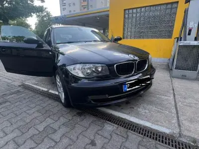 Gebraucht BMW 118 143 PS (105 kW) 2009 Schwarz Kleinwagen