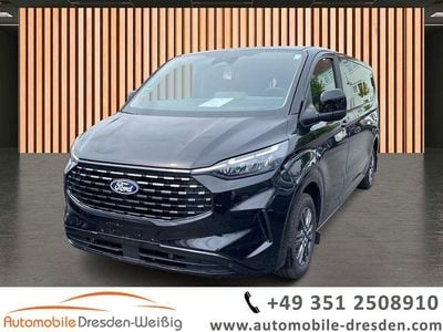 Gebraucht Ford Tourneo Titanium 170 PS (125 kW) 2025 Obsidianschwarz metallic Van / Kleinbus