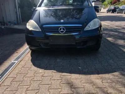 Gebraucht Mercedes A150 95 PS (69 kW) 2005 Schwarz Kleinwagen