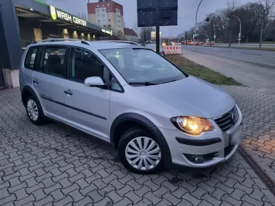 Gebraucht VW Touran Cross 140 PS (102 kW) 2009 Silber Van / Kleinbus