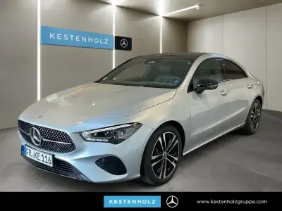 Gebraucht Mercedes CLA200 Progressive 163 PS (119 kW) 2026 Hightechsilber Coupé