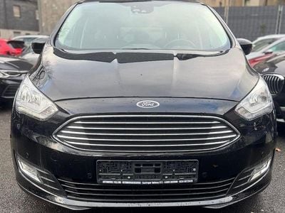 Schwarz Gebraucht 2019 Ford C-MAX Titanium Van / Kleinbus | 13.999 € (Fairer Preis)