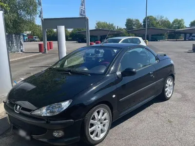 Gebraucht Peugeot 206 CC Platinum 136 PS (100 kW) 2001 Schwarz Cabrio