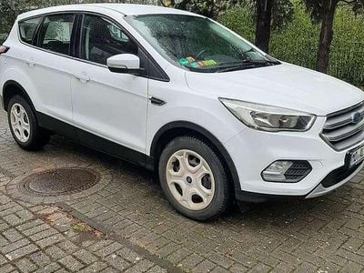 Usado Ford Kuga S 120 HP (88 kW) 2019 SUV