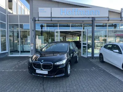 Gebraucht BMW 218 Active Tourer Performance 136 PS (100 kW) 2022 Schwarz Van / Kleinbus
