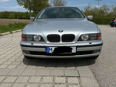 gebraucht BMW 535 i e39 Automatik - top gepflegt und wenig KM!