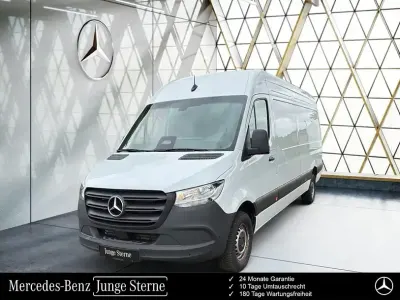 Gebraucht Mercedes Sprinter 170 PS (125 kW) 2025 Arktikweiß Van