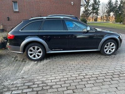 Second-hand Audi A4 Allroad Ambiente 177 CP (130 kW) 2014 Negru Break