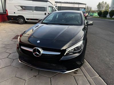 Schwarz Gebraucht 2016 Mercedes CLA180 Urban Limousine | 16.399 € (Fairer Preis)