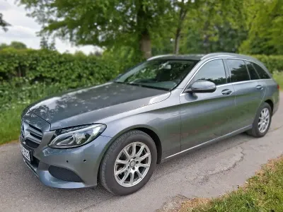 Gebraucht Mercedes C180 Exclusive 156 PS (114 kW) 2016 Grau Kombi