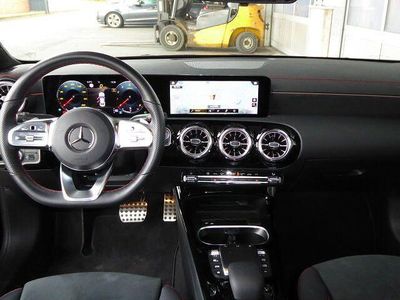 Usata Mercedes CLA180 AMG line 136 CV (100 kW) 2022 Nero Berlina