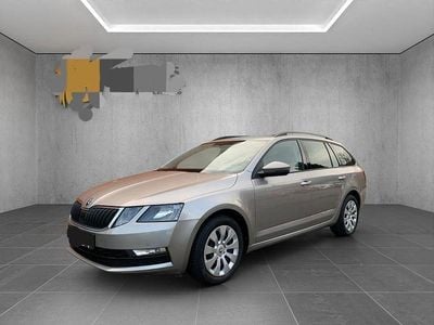 Beige Gebraucht 2017 Skoda Octavia Ambition Kombi | 14.640 € (Etwas zu teuer)