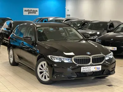 Gebraucht BMW 320 Advantage 190 PS (139 kW) 2020 Schwarz Kombi