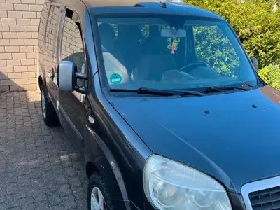 Gebraucht Fiat Doblò Active 77 PS (56 kW) 2007 Braun Van / Kleinbus