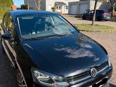 Gebraucht VW Polo Comfortline 75 PS (55 kW) 2016 Schwarz Kleinwagen
