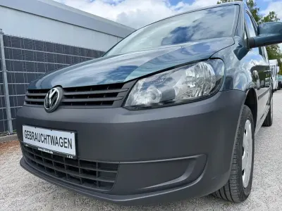 Gebraucht VW Caddy Trendline 102 PS (75 kW) 2014 Grün Van / Kleinbus