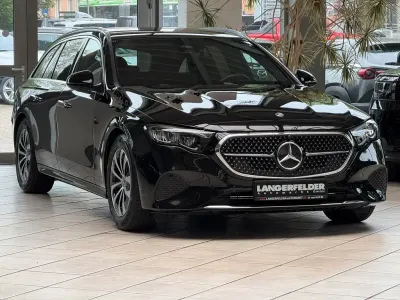 Gebraucht Mercedes E200 Advanced 163 PS (119 kW) 2026 Schwarz Limousine